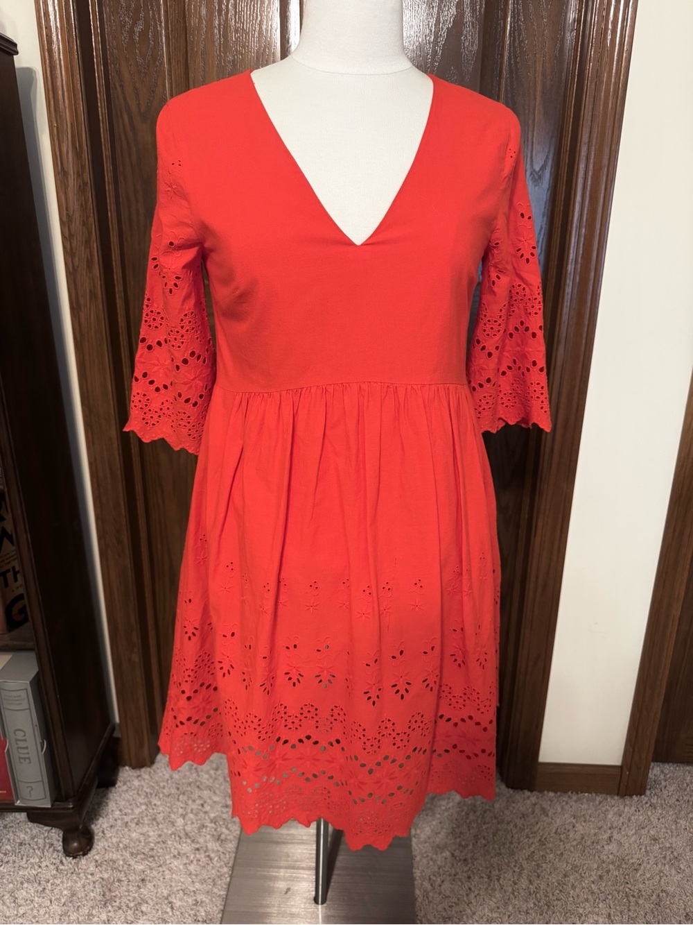 Madewell Size 2 Poppy Red Eyelet Lattice V-neck 1/2 Bell Sleeve V-Neck Dress